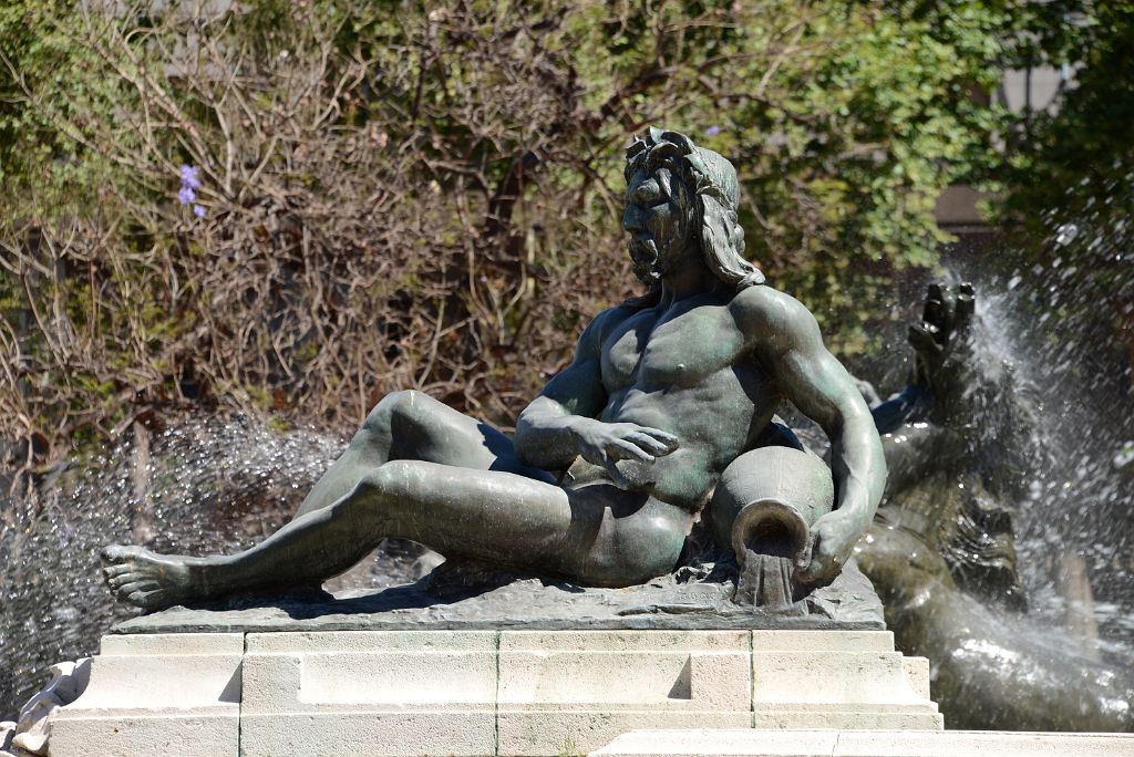 09 Bronze Statue Close Up Monument to the Two Congresses Congressiomal Plaza Buenos Aires